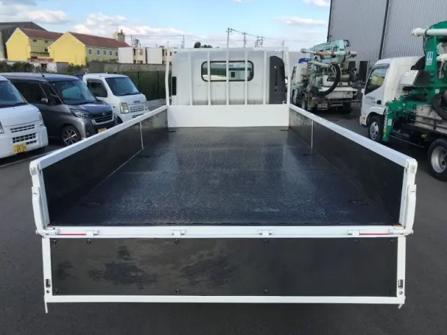 いすゞ エルフ TRG-NPR85ARの写真5