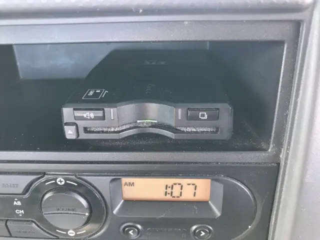 いすゞ エルフ TRG-NPR85ARの写真12