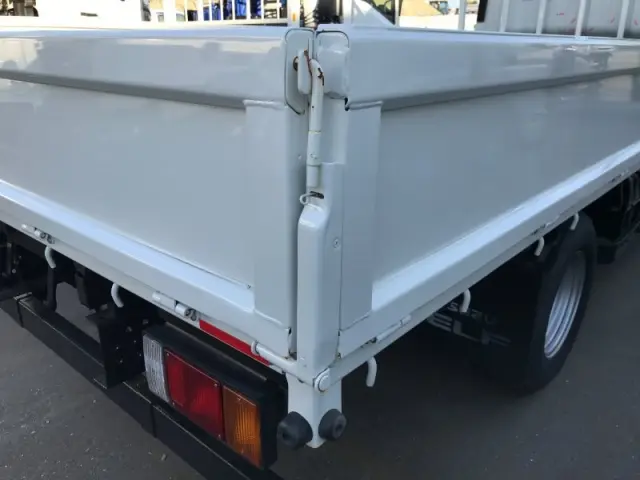 いすゞ エルフ TRG-NPR85ARの写真32