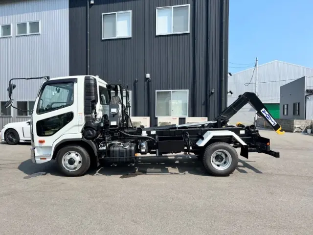 三菱 ファイター 2KG-FK72Fの写真7