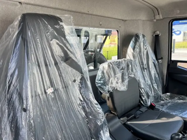 三菱 ファイター 2KG-FK72Fの写真16