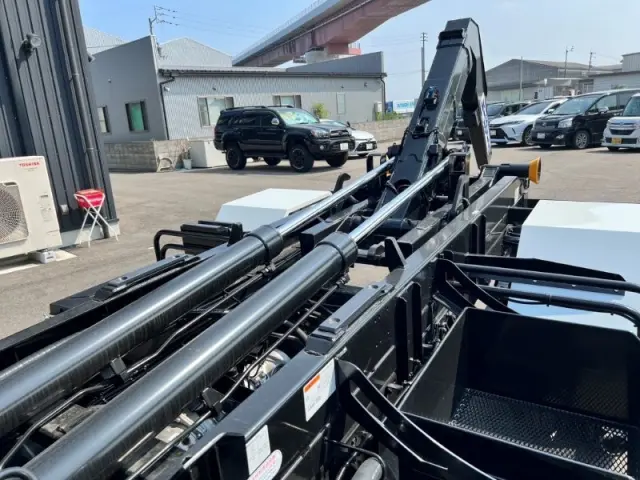 三菱 ファイター 2KG-FK72Fの写真29