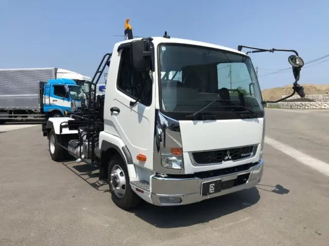 三菱 ファイター 2KG-FK72Fの写真1