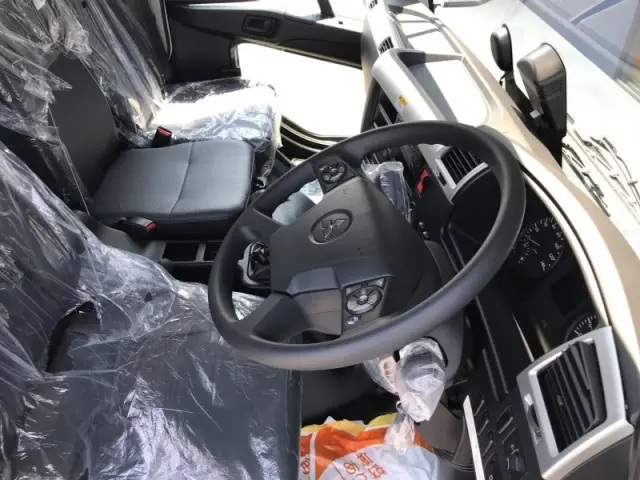 三菱 ファイター 2KG-FK72Fの写真7