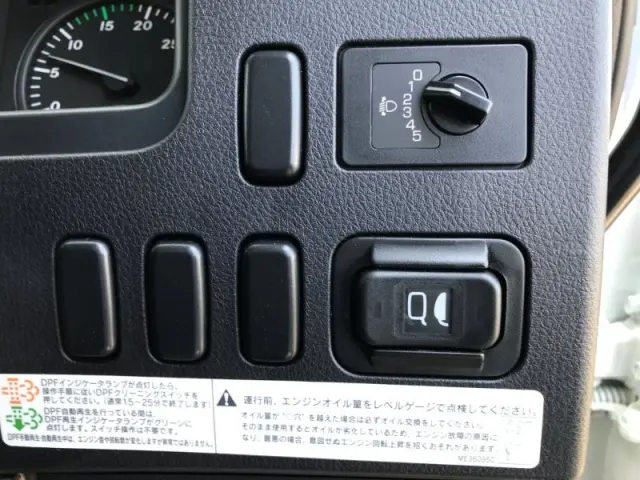 三菱 ファイター 2KG-FK72Fの写真12