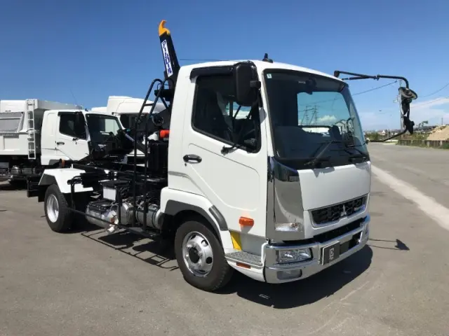 三菱 ファイター 2KG-FK72F(2WD)の写真1