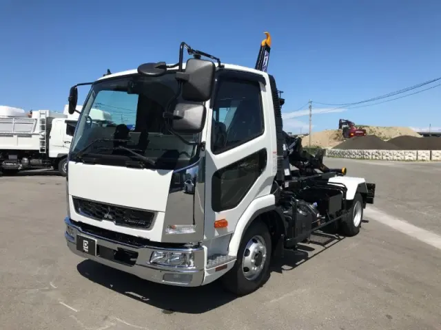 三菱 ファイター 2KG-FK72F(2WD)の写真1