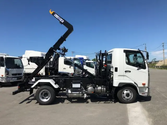 三菱 ファイター 2KG-FK72F(2WD)の写真5