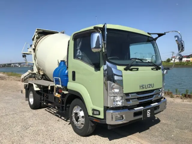いすゞ フォワード LKG-FTR90S2の写真1