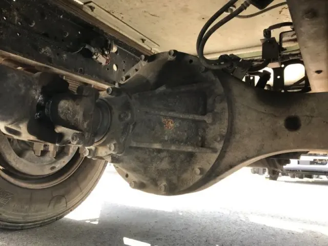 いすゞ フォワード LKG-FTR90S2の写真18