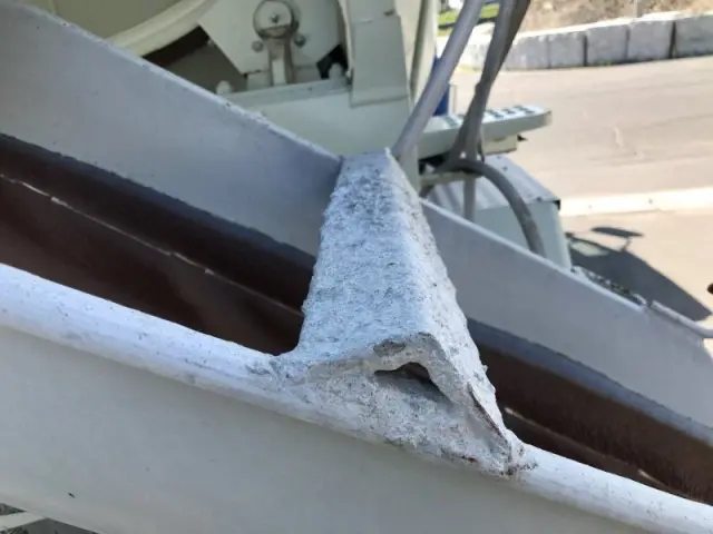 いすゞ フォワード LKG-FTR90S2の写真37