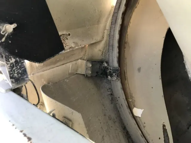 いすゞ フォワード LKG-FTR90S2の写真41