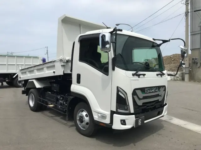 いすゞ フォワード 2RG-FRR90S3(2WD)の写真1