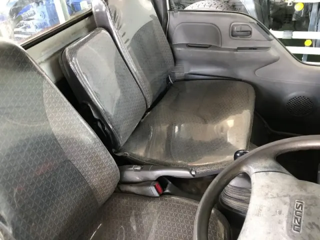 いすゞ エルフ TRG-NJR85Aの写真7