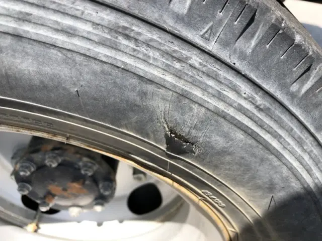 いすゞ エルフ TRG-NJR85Aの写真45