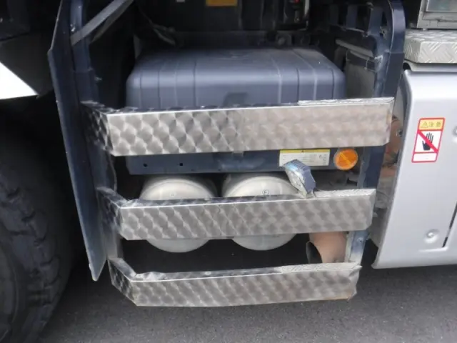 三菱 スーパーグレート 2PG-FV70HX(6x4)の写真30