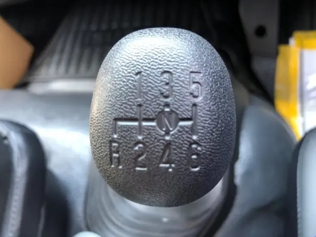 いすゞ フォワード 2RG-FRR90S4(2WD)の写真11