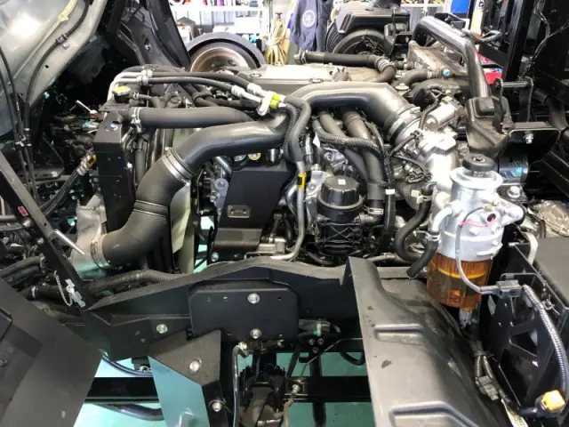 いすゞ フォワード 2RG-FRR90S4(2WD)の写真18