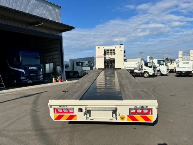 日野 プロフィア 2DG-FW1AHC(8x4)の写真6