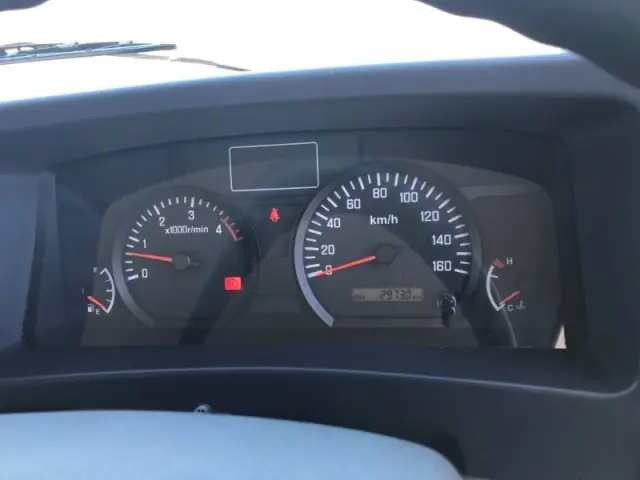 いすゞ エルフ TRG-NPR85AR(2WD)の写真7