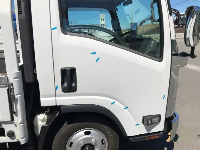 いすゞ エルフ TRG-NPR85AR(2WD)の写真32