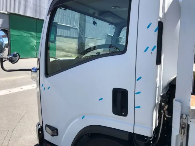 いすゞ エルフ TRG-NPR85AR(2WD)の写真34