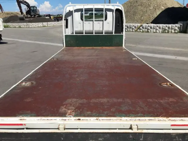 いすゞ エルフ TRG-NPR85AR(2WD)の写真42