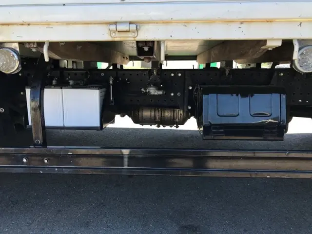 いすゞ エルフ TRG-NPR85AR(2WD)の写真47