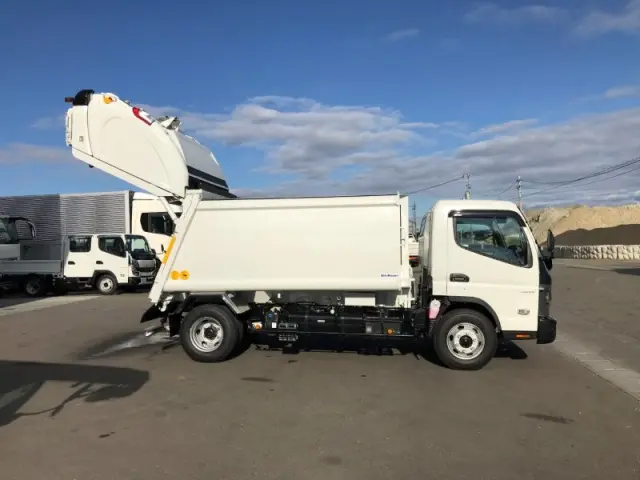 三菱 キャンター 2PG-FEB90の写真5