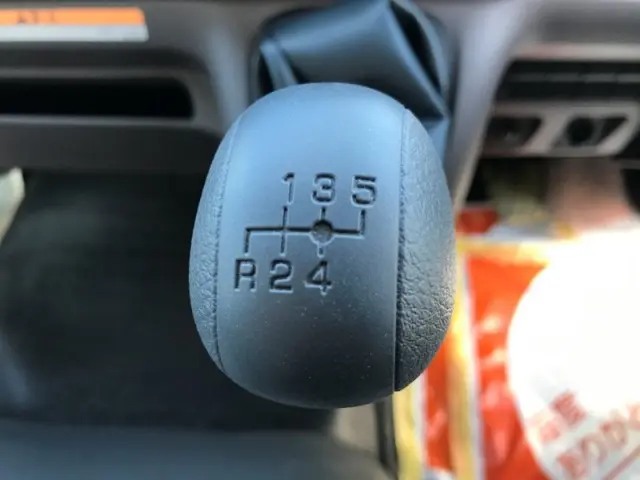 三菱 キャンター 2PG-FEB90の写真9