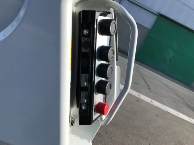 三菱 キャンター 2PG-FEB90の写真33