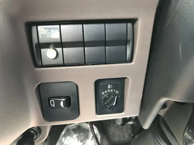 三菱 キャンター 2PG-FEB80(2WD)の写真11