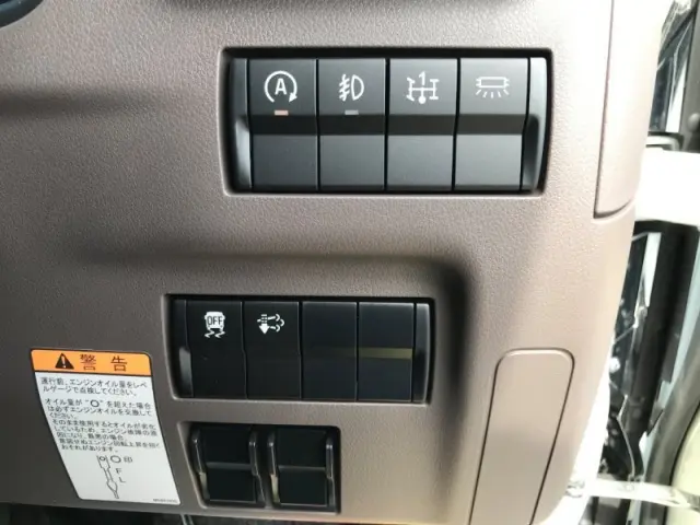 三菱 キャンター 2PG-FEB80(2WD)の写真12