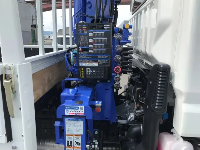 三菱 キャンター 2PG-FEB80(2WD)の写真28