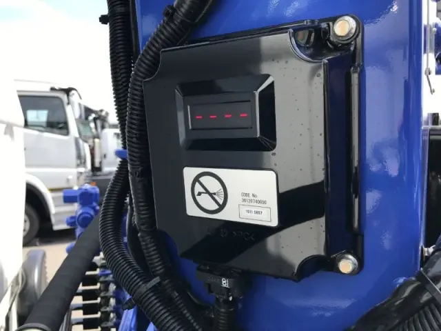 三菱 キャンター 2PG-FEB80(2WD)の写真30