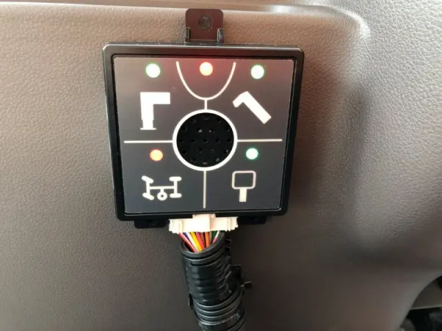 三菱 キャンター 2PG-FEB80(2WD)の写真8