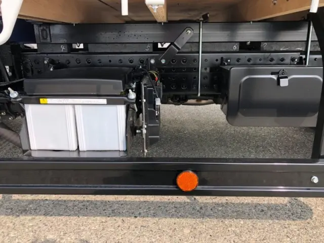 三菱 キャンター 2PG-FEB80(2WD)の写真27