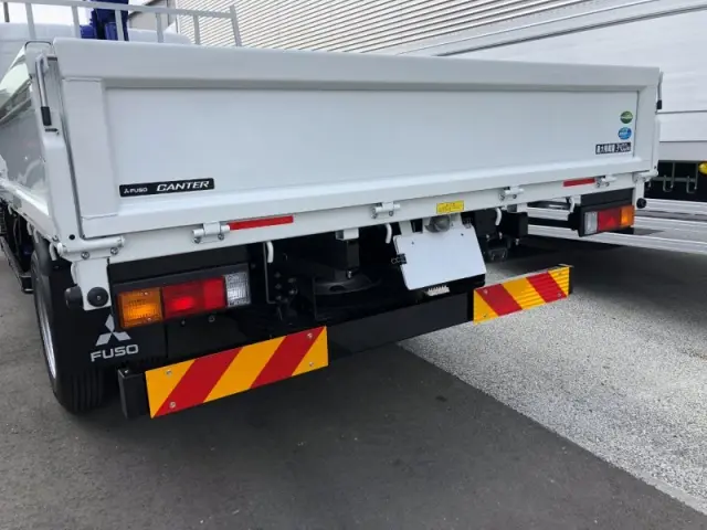 三菱 キャンター 2PG-FEB80(2WD)の写真38