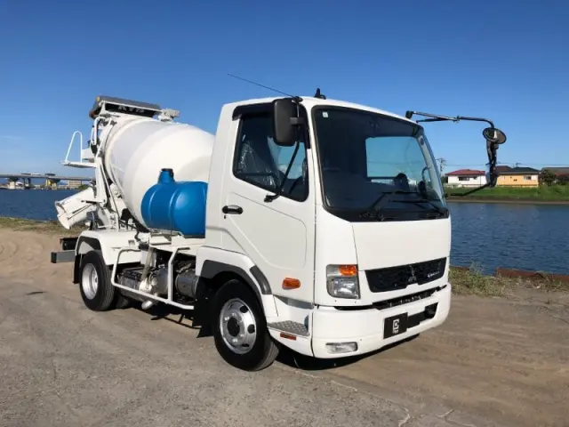 三菱 ファイター 2KG-FK72F(2WD)の写真1