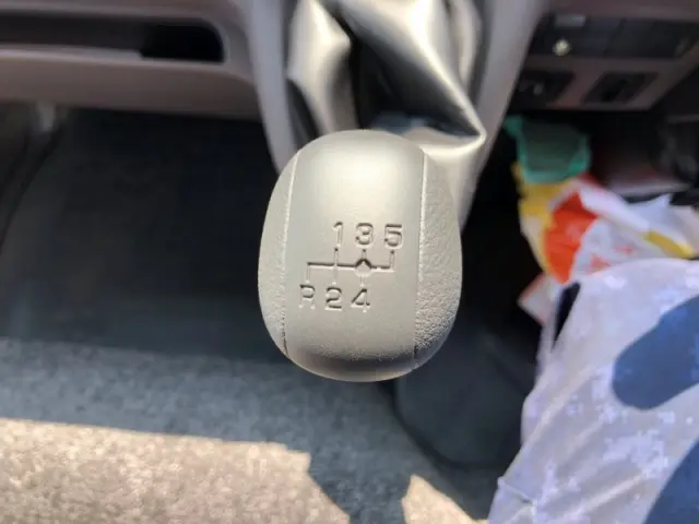 三菱 キャンター 2PG-FEB90(2WD)の写真14