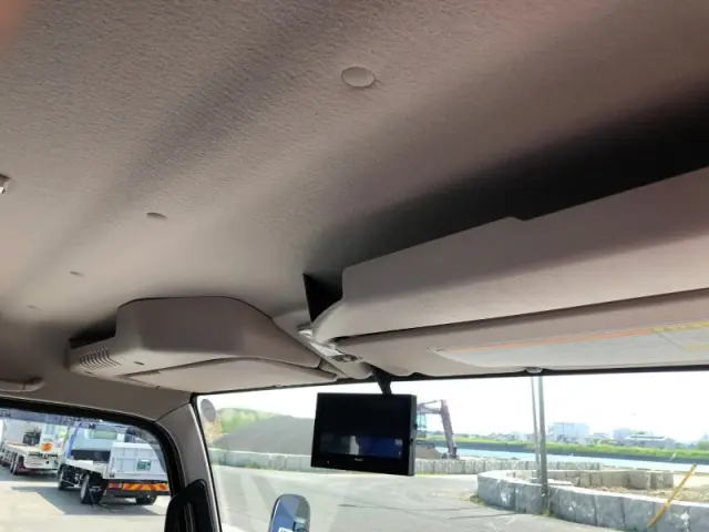 三菱 キャンター 2PG-FEB90(2WD)の写真19