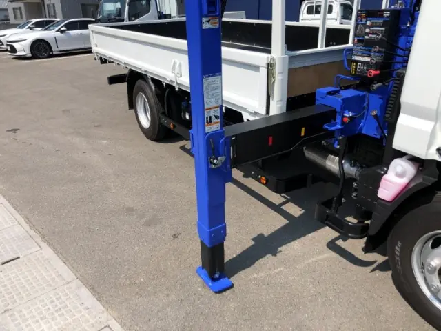 三菱 キャンター 2PG-FEB90(2WD)の写真28