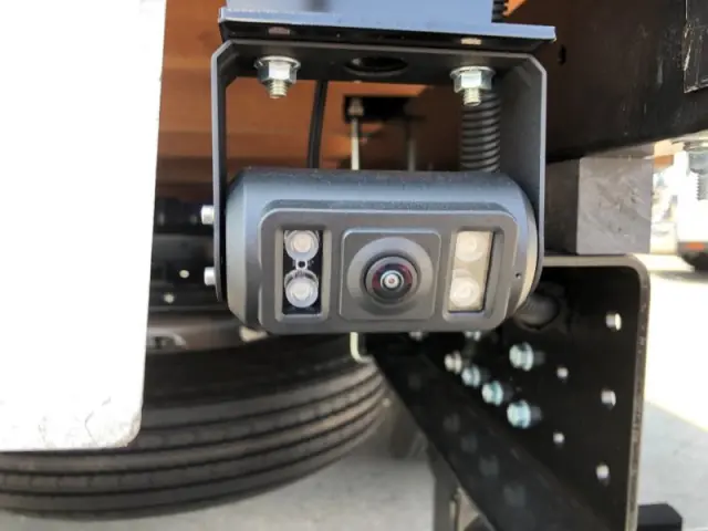 三菱 キャンター 2PG-FEB90(2WD)の写真40