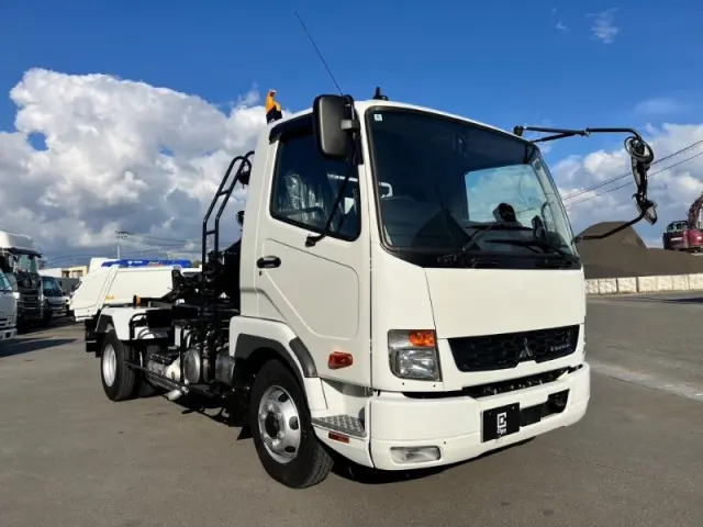 三菱 ファイター 2KG-FK72Fの写真1