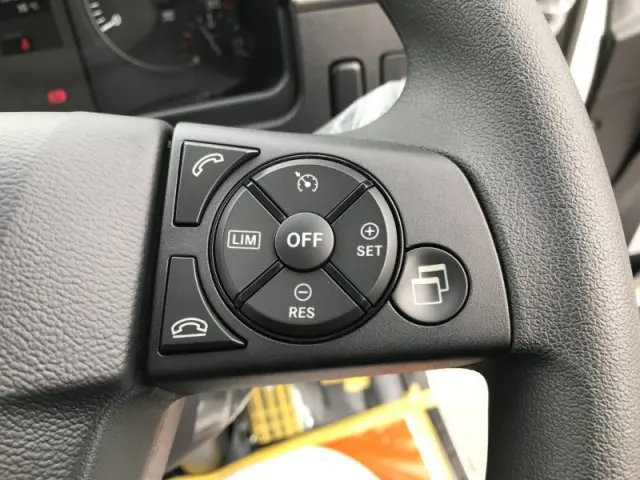 三菱 ファイター 2KG-FK72Fの写真15