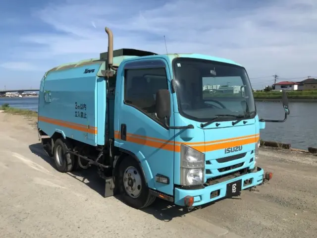 いすゞ エルフ TPG-NMR85Nの写真1