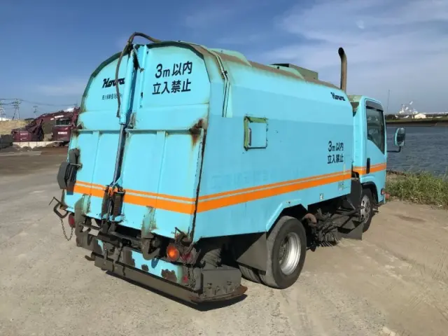 いすゞ エルフ TPG-NMR85Nの写真4