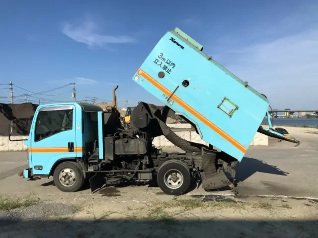 いすゞ エルフ TPG-NMR85Nの写真5