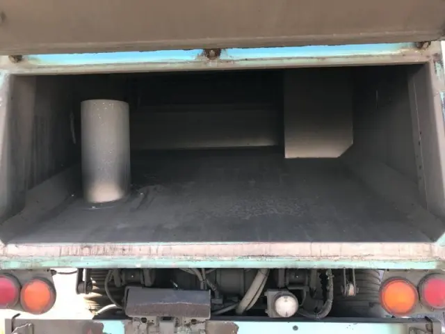 いすゞ エルフ TPG-NMR85Nの写真8