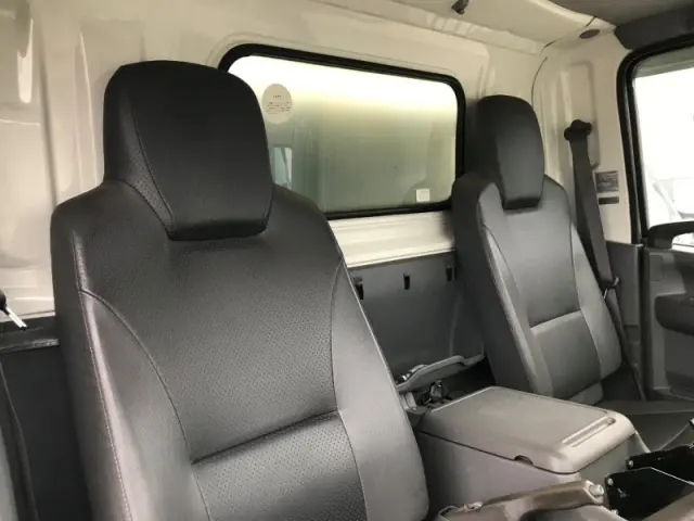 いすゞ エルフ TPG-NMR85Nの写真9